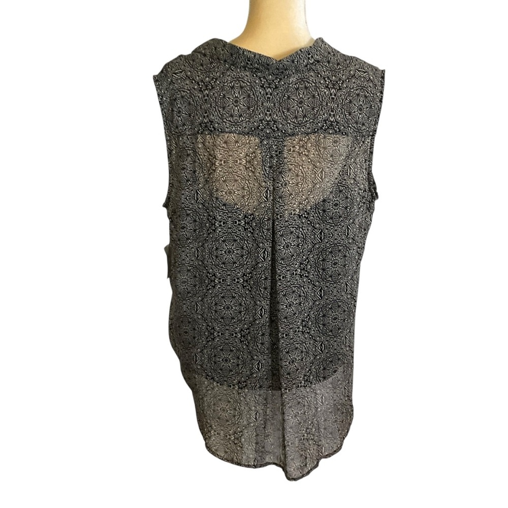 Liz Claiborne black & white Semi-sheer Top with black camisole. Size XL. NWT - Picture 6 of 11
